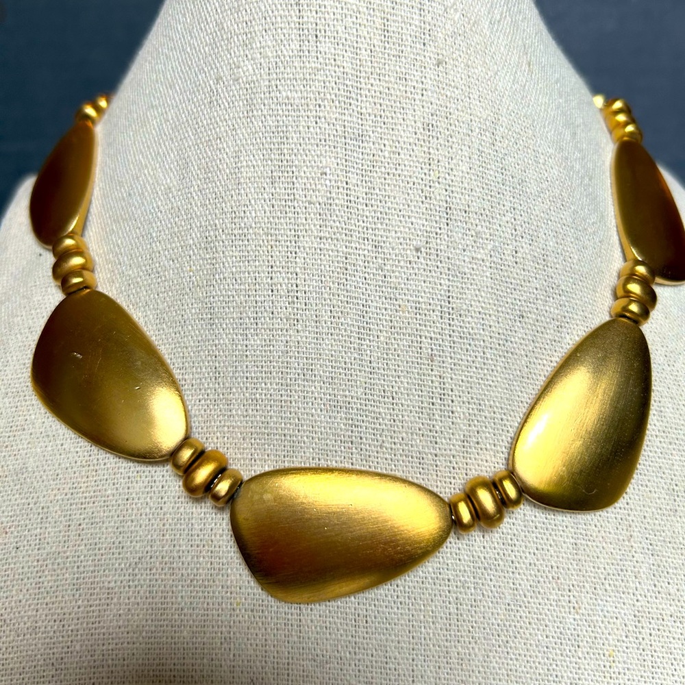 Vintage Monet Matte Gold plated articulated Choker. EUC
